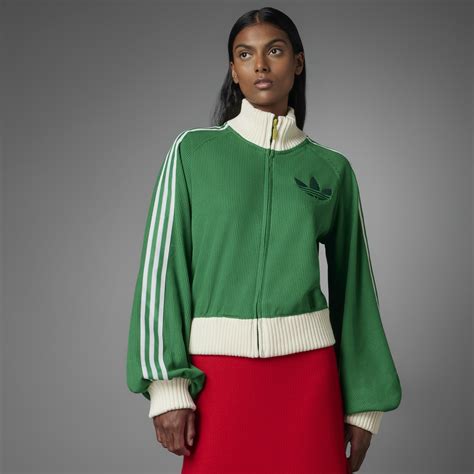 adidas originals 70s outfits.